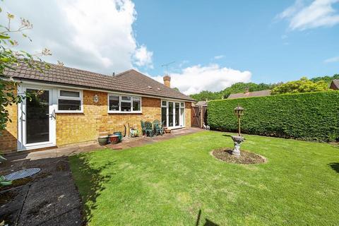 65 Heath Drive, Brookwood, Woking, GU24 0HQ