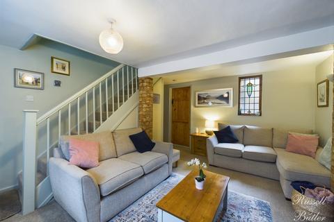 3 Bath Lane, Buckingham, MK18 1DX