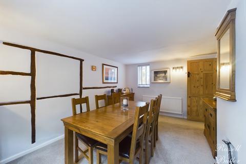 3 Bath Lane, Buckingham, MK18 1DX