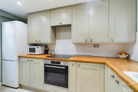 3 Bath Lane, Buckingham, MK18 1DX