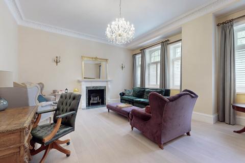 3 bedroom apartment for sale, North Gate, Prince Albert Road, London, NW8