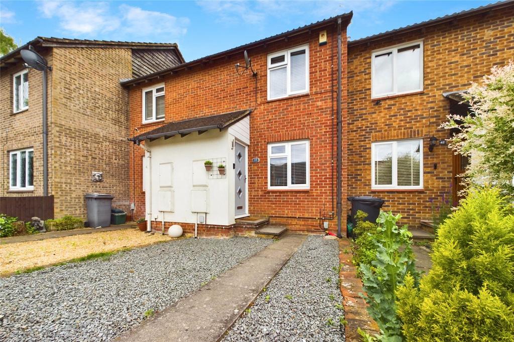 Sweet Briar Drive, Calcot, Reading... 2 bed terraced house for sale £