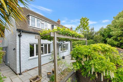 Oak Hall Cottage Bartholomew Street, Hythe, CT21 5BT