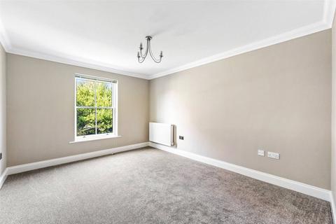 2 bedroom flat for sale, Gratwicke Road, Worthing, West Sussex, BN11