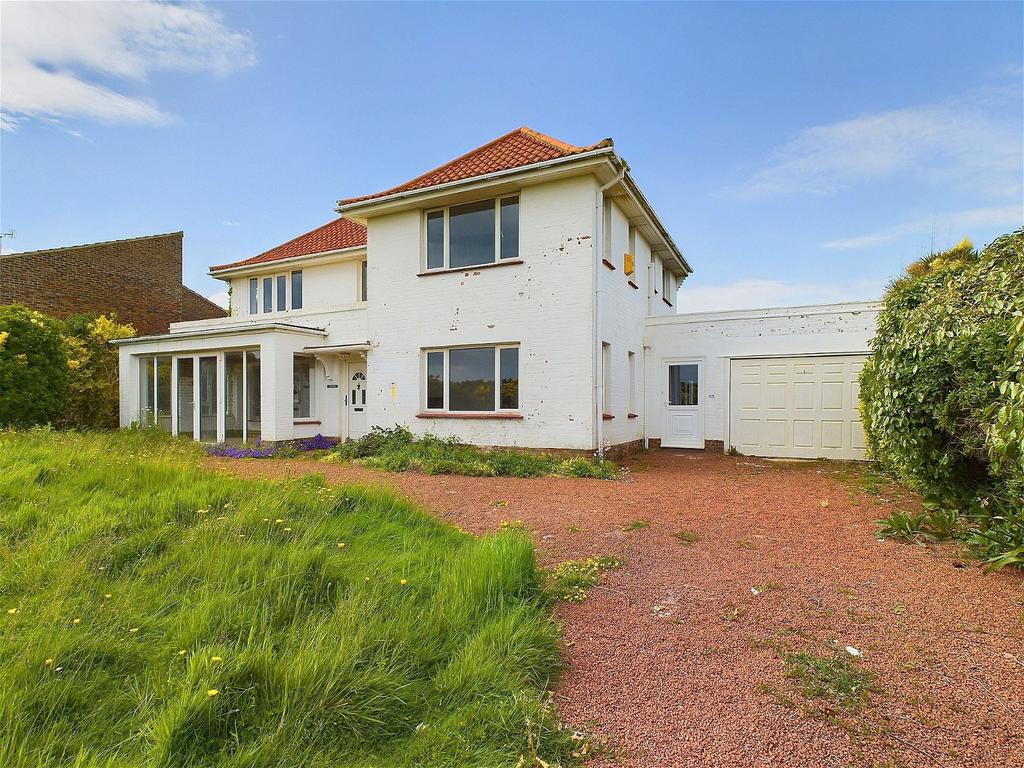 Marine Drive Goring By Sea Worthing 3 Bed Detached House For Sale £