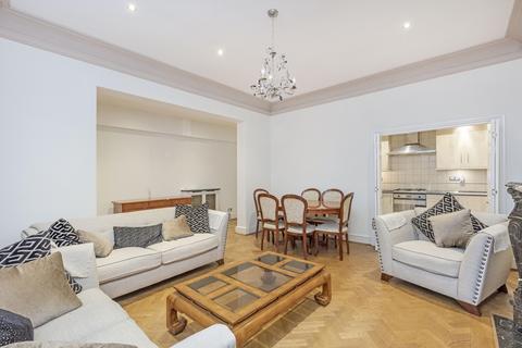 3 bedroom flat to rent, Queens Gate South Kensington SW7