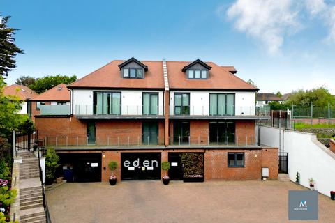 2 bedroom apartment to rent, Eden Lodges, Essex IG7