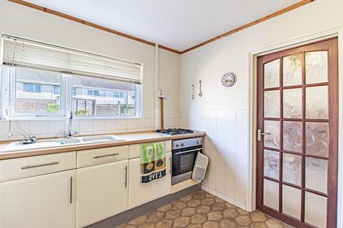 9 Brookside, Tonteg, Pontypridd, CF38 1PB