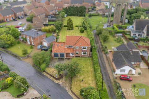 4 bedroom detached house for sale, Great Melton Road, Hethersett