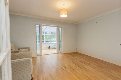 undefined, Lane Location in Northiam