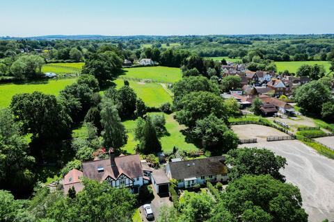 undefined, Lane Location in Northiam