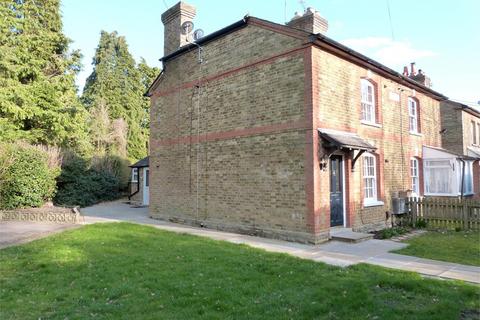 2 bedroom cottage to rent, Hill End Road, Harefield UB9