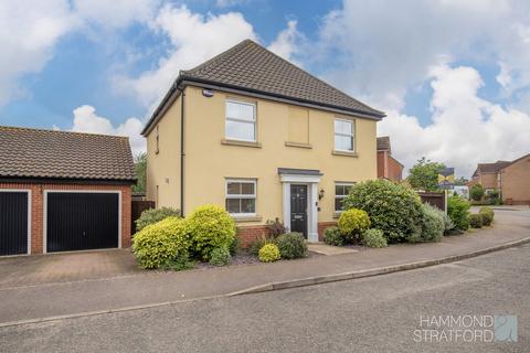 3 bedroom detached house for sale, Bryony Way, Attleborough