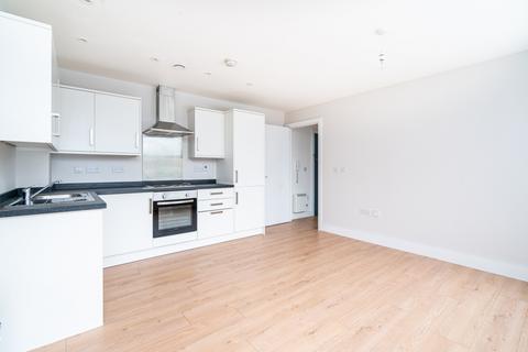 1 bedroom flat to rent, Kenton Road, Harrow, HA3