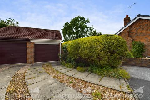 15 Manor Garth, Norton, Doncaster, DN6 9TB