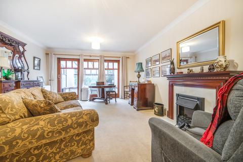 2 bedroom apartment for sale, 29 Eaveslea, New Road, LA6 2AB