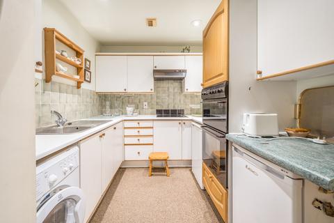 2 bedroom apartment for sale, 29 Eaveslea, New Road, LA6 2AB