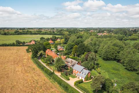 5 bedroom detached house for sale, Corpusty