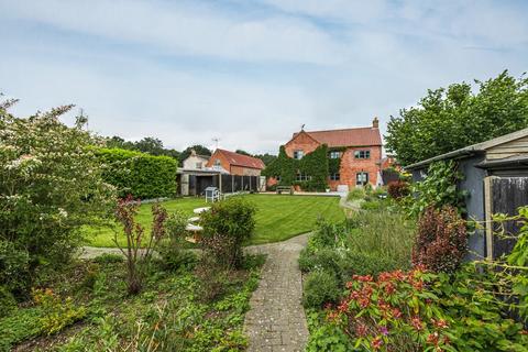 4 bedroom detached house for sale, Beautiful Detached House in East Rudham