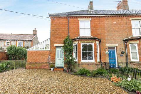 3 bedroom end of terrace house for sale, Weybourne
