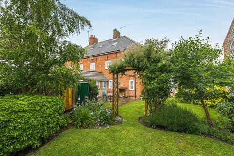 3 bedroom end of terrace house for sale, Weybourne