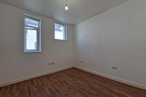 2 bedroom apartment for sale, ,  Station Road, Colwyn Bay