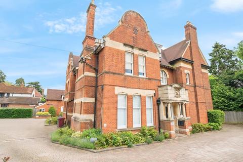 Flat 5, 41 Bath Road, Reading, RG1 6HL