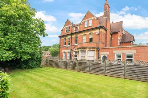 Flat 5, 41 Bath Road, Reading, RG1 6HL