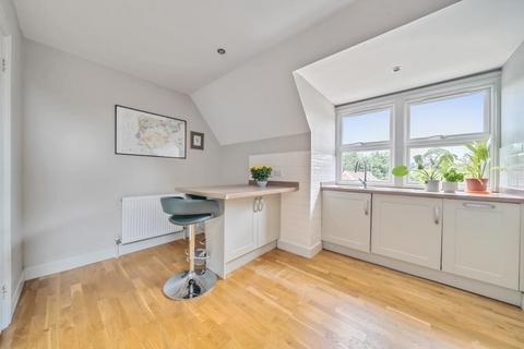 Flat 5, 41 Bath Road, Reading, RG1 6HL