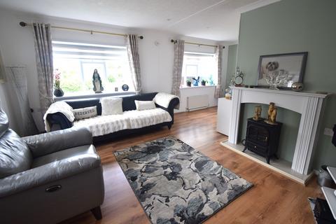 2 bedroom mobile home for sale, Chequers Park, Whatfield Road