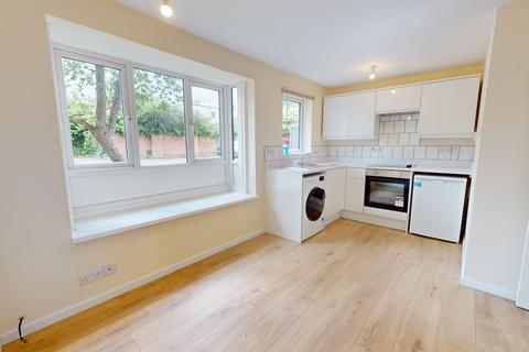 Ground floor flat for sale, Tom Price Close, Cheltenham