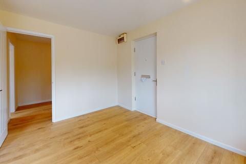 Ground floor flat for sale, Tom Price Close, Cheltenham