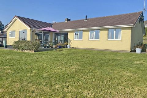 4 bedroom detached bungalow for sale, Liskeard, Cornwall