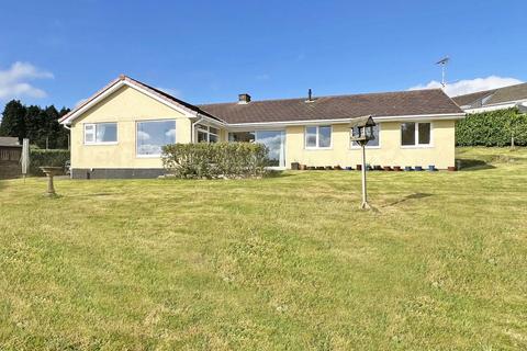 4 bedroom detached bungalow for sale, Liskeard, Cornwall