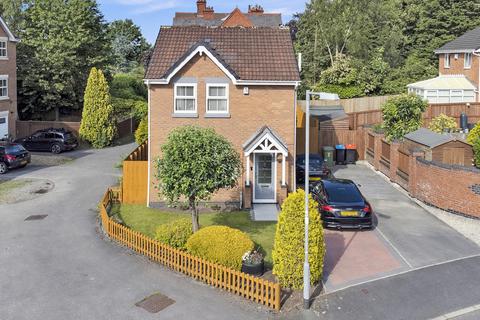 2 Foxendale Close, Northwich, CW8 4GZ