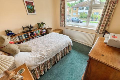 25 Amblecote Road, Tilehurst, Reading, RG30 4BS
