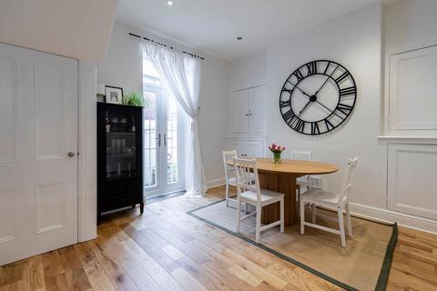 3 bedroom terraced house for sale, Clayton Park Square, Jesmond, Newcastle Upon Tyne