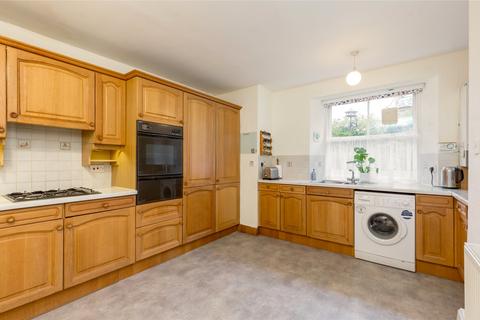 8a Abbotsford Crescent, Edinburgh, EH10 5DY