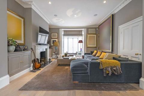4 bedroom terraced house to rent, Launceston Place, Kensington , W8