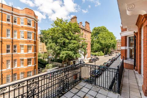 3 bedroom flat to rent, Nevern Square, Kensington, London, SW5