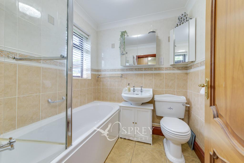 En-Suite to Bedroom One