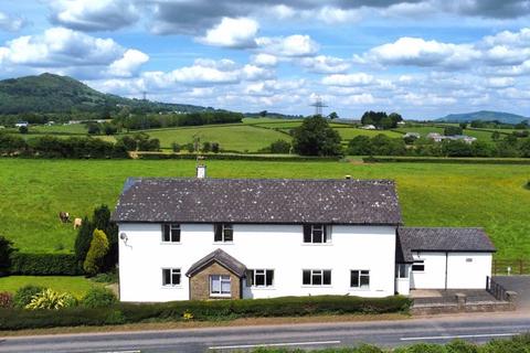4 bedroom detached house for sale, Old Monmouth Road, Abergavenny