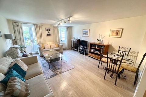 2 bedroom apartment for sale, Kitchenman Apartment, Savile Park, Halifax