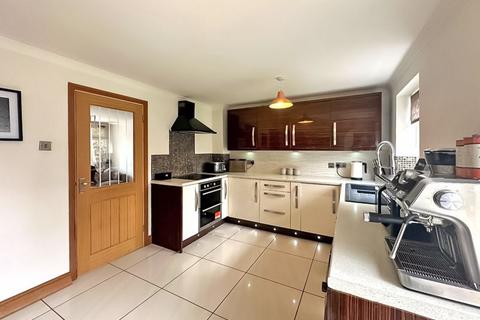 3 bedroom detached house for sale, Rosewood Gardens, Essington