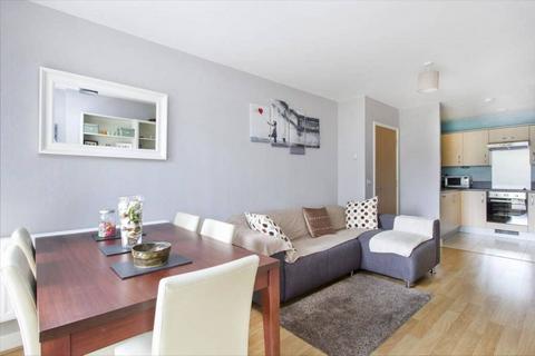 2 bedroom flat to rent, Hotspur Street, Kennington, London, SE11
