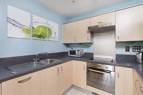 2 bedroom flat to rent, Hotspur Street, Kennington, London, SE11