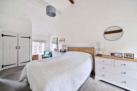 4 bedroom semi-detached house for sale, Hartlake Road, Golden Green, Tonbridge, TN11 0BL
