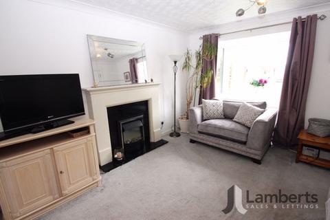 3 bedroom detached house for sale, The Covers, Studley