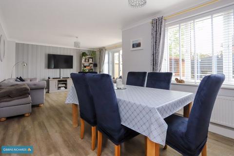 11 Cornflower Close, Bridgwater, TA5 2GR
