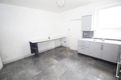 2 bedroom terraced house for sale, Oxford Street, Normanton